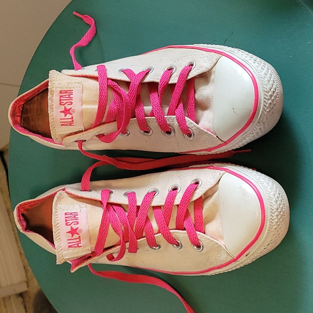 Women's Converse All-Star Low-Tops Size 10